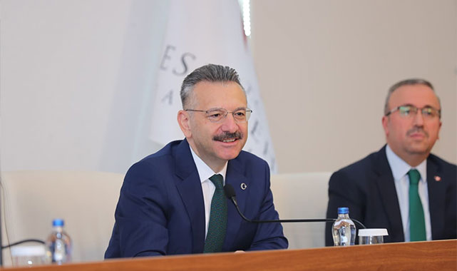 Eskişehir'in başarılı öğrencilerinden valiye ziyaret;