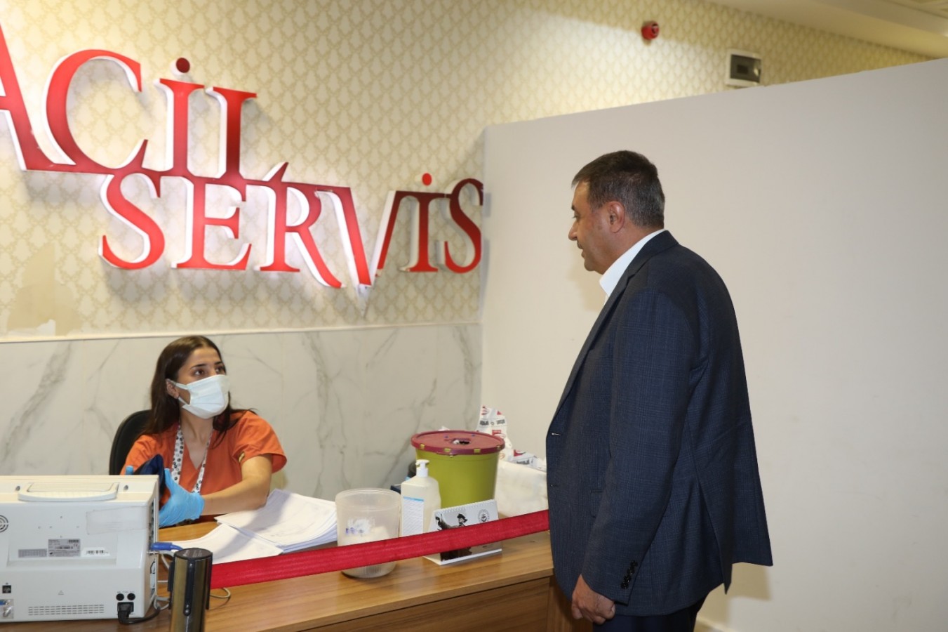 Acil servise habersiz denetim;
