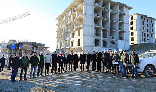 Ahlat'ta Ahıska Türkleri için TOKİ projeleri hızla tamamlanıyor