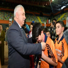 Hem sporda hem okulda başarı