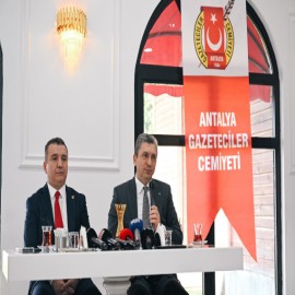 Vali Şahin, Antalya'daki kaçak yapılar için net konuştu