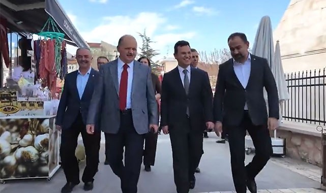 Vali Meftun Dallı: ''Bugün bir meslek sahibi olmak büyük bir avantaj''