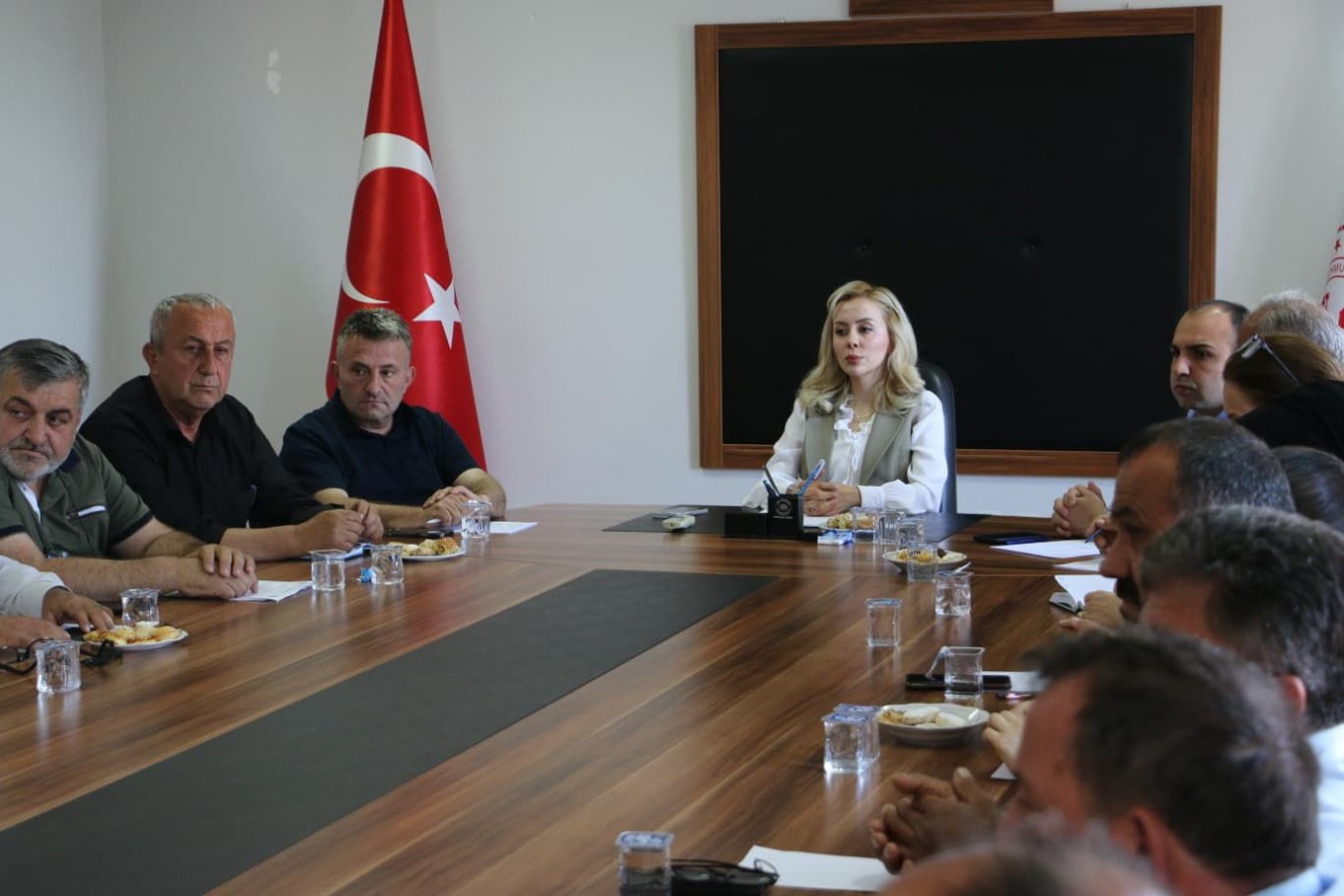 Kaymakam Şıktaş ilçenin ihtiyaçlarını muhtarlarla değerlendirdi