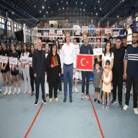 Vali Mustafa Yavuz Muay Thai sporcularıyla buluştu!