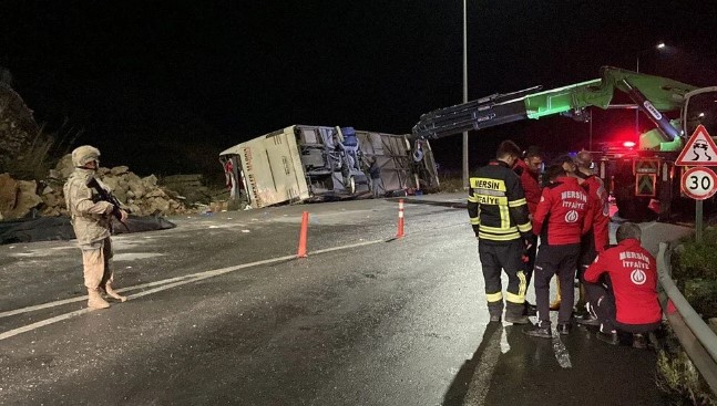 “Lütfen trafik kurallarına harfiyen uyalım”;