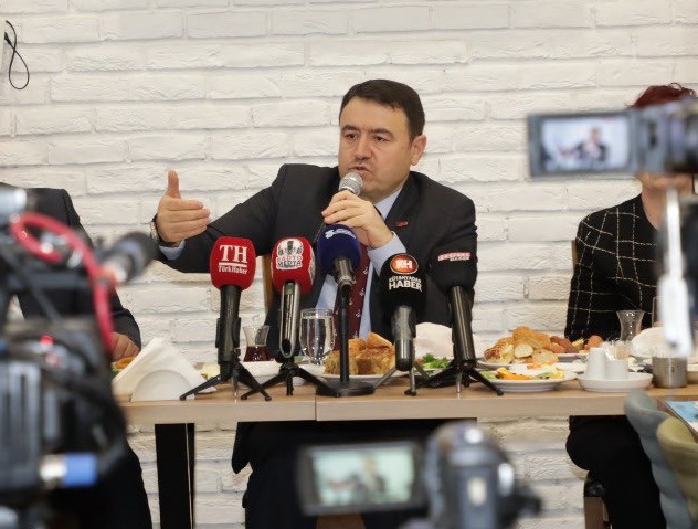 “Ben vali olduğum sürece onlarla mücadelem sürecek”;
