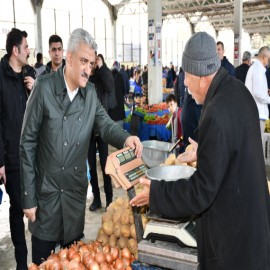 Pazarın nabzını tuttu