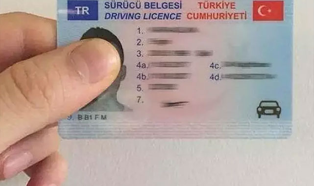 Sürücü belgelerini değiştirmeyenlere uyarı: 15 TL Yerine 7 bin 438 TL ödememek için bu tarihe dikkat;
