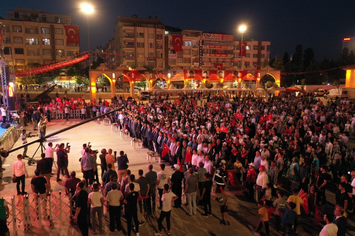 Şanı büyük Şanlıurfa'da '15 Temmuz Demokrasi ve Milli Birlik Günü'