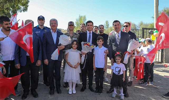 ''Eğitim, çocuklarımızın milli ve manevi değerlerle yetişmesi açısından büyük önem taşıyor'';