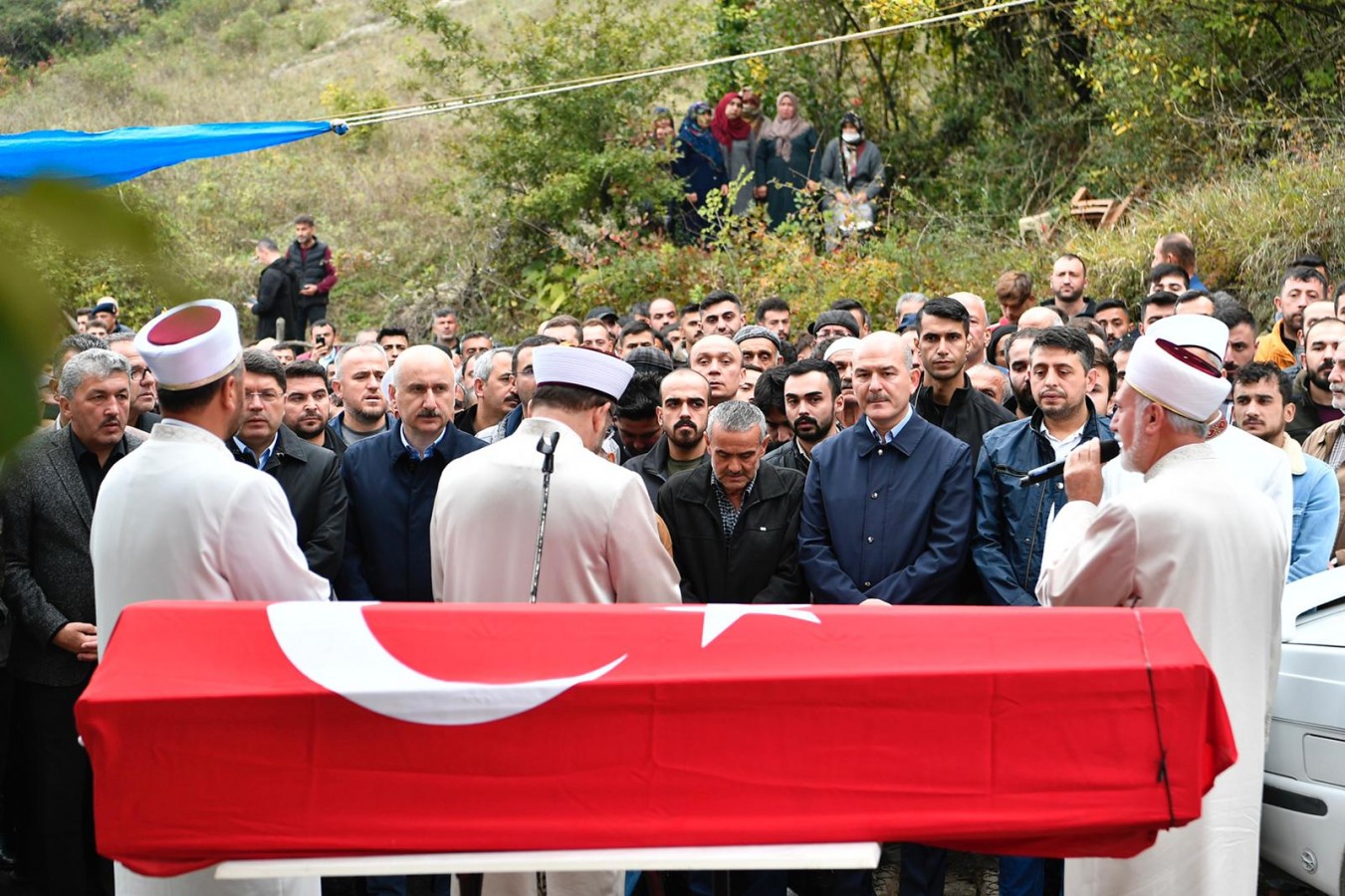 Maden faciasında vefat edenlere son görev