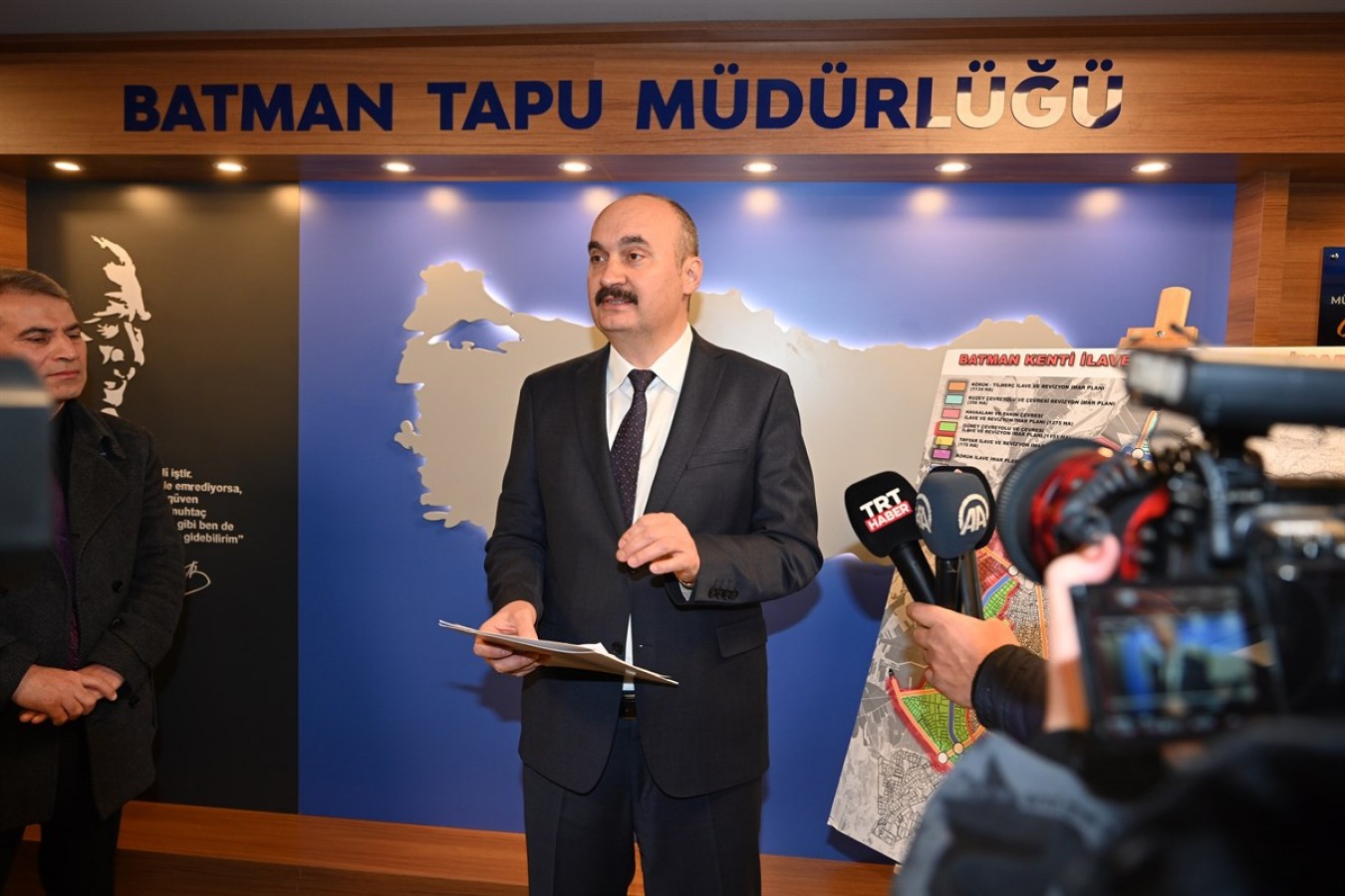 Eşit kat, eşit emsal ve yatay mimari