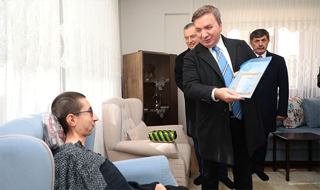 ''Bu karne birbirine inanan koca bir toplumun karnesi''