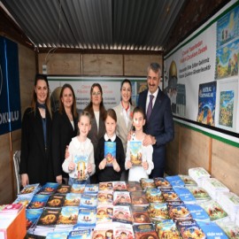 Vali Sezer 23 Nisan Fuarı’nın açılışını yaptı