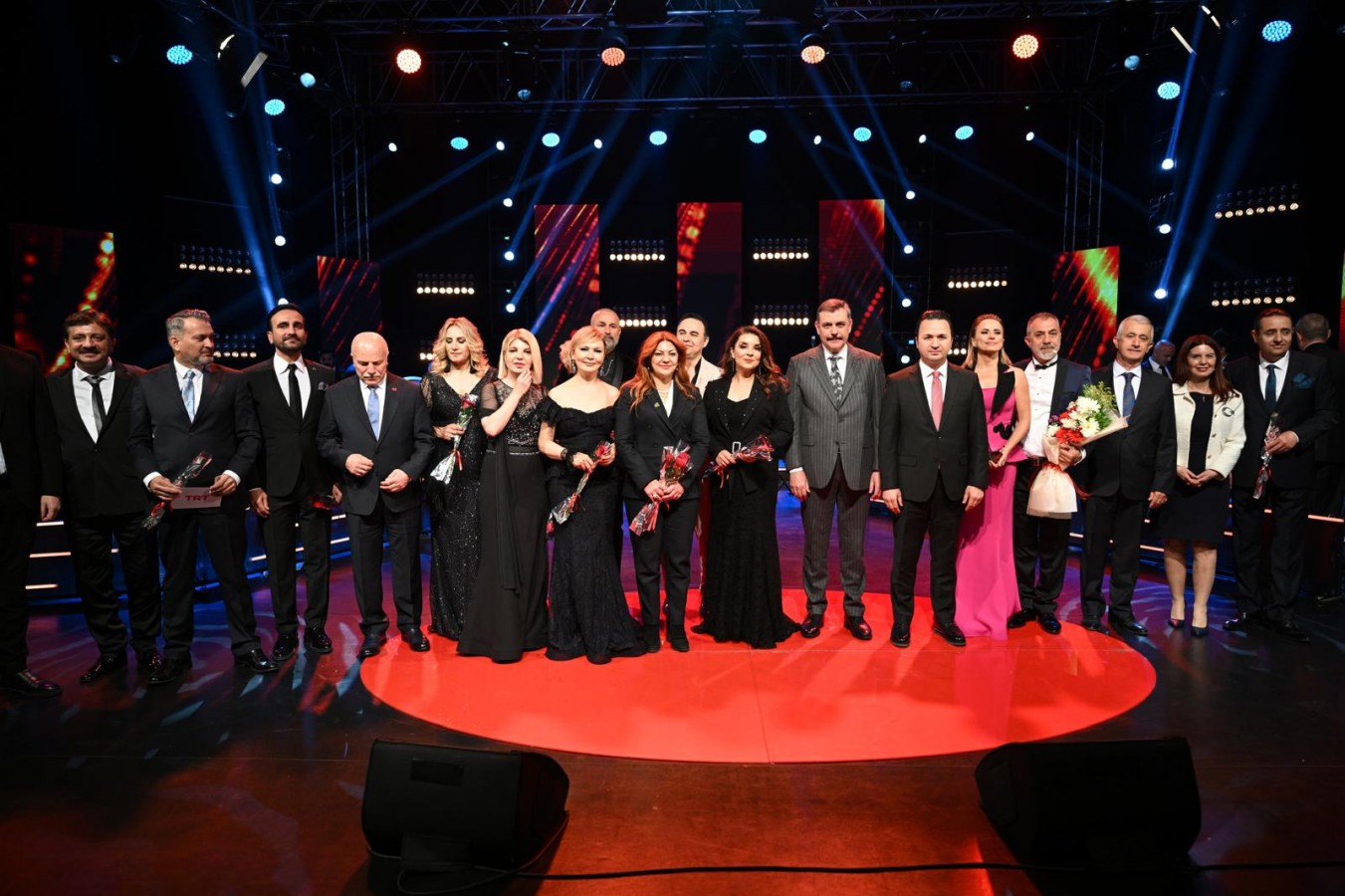Erzurum'da TRT sanatçılarının rüzgarı esti;