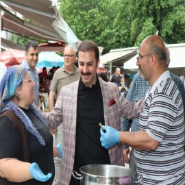 Kaymakam Taşkın, Ege’nin en sevilen pazarına gitti