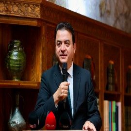 “Engelli bireylerin dertlerini daha iyi anlamalıyız”
