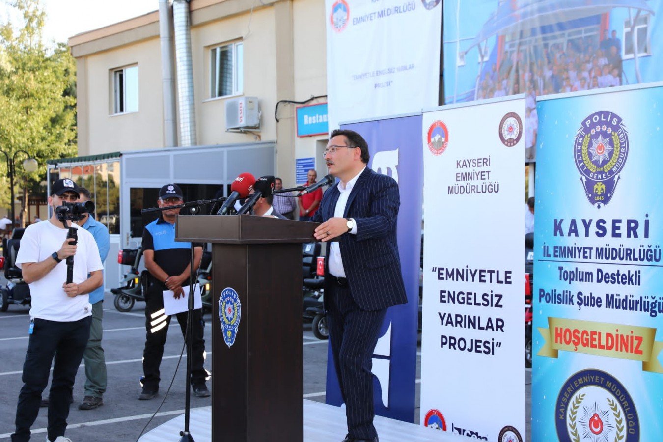 Vali emniyetin bahçesinde yemin etti: Kayseri'de uyuşturucunun kökünü kazıyacağız;
