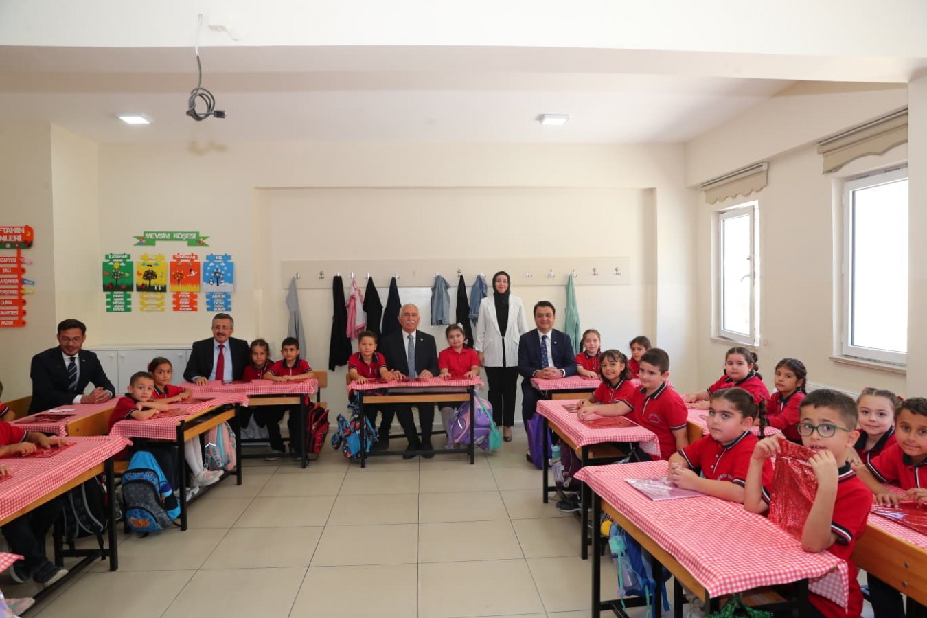 "Eğitim, bir medeniyetin kaderini çizen en kutlu yolculuktur";
