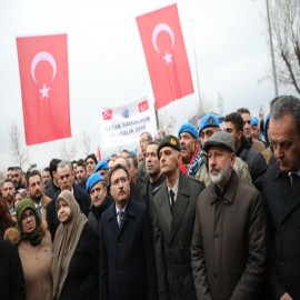"Buradan haykırıyoruz; bu milleti bölemeyeceksiniz"