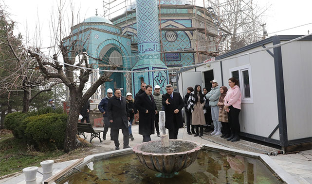 Kütahya'nın tarihi mirası Çinili Camii’nde restorasyon hızlandı!