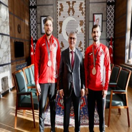 Niğdeli sporculardan, gururlandıran başarı