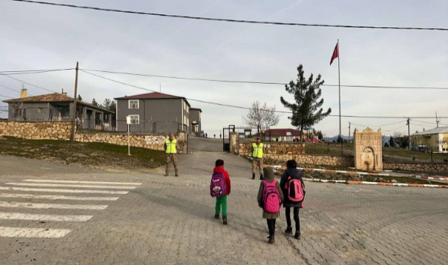 Okul çevrelerinde sıkı denetim