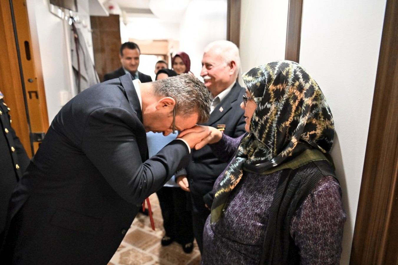 “Rabbim şehitlerimize rahmetiyle muamele eylesin!”;