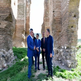 Tarihi alanlarda inceleme yaptı