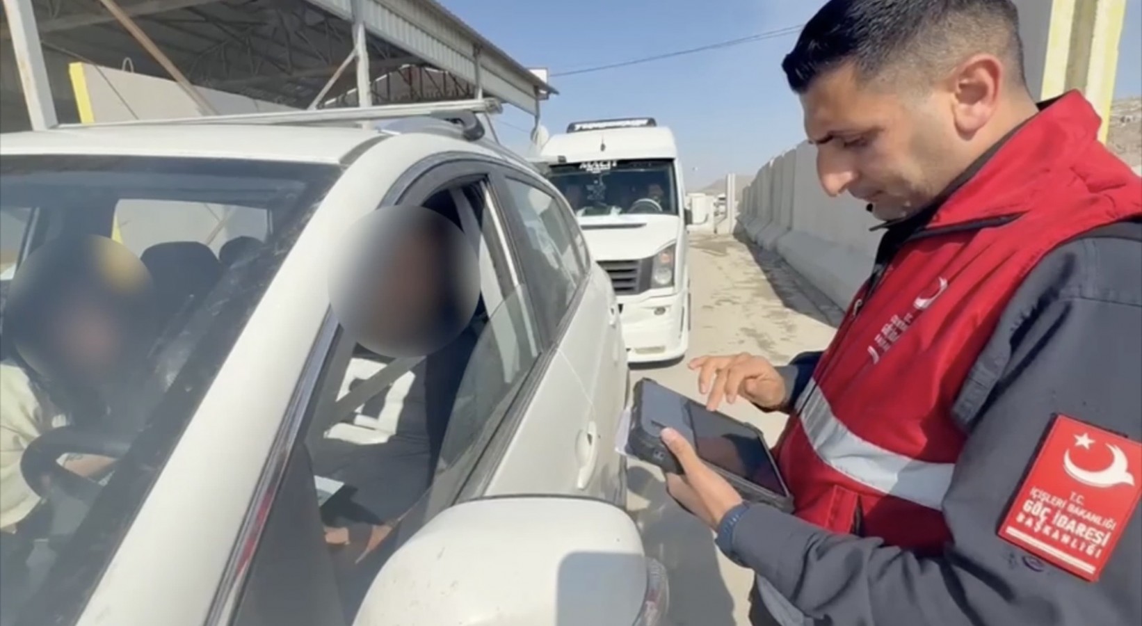 Göç İdaresi Başkanlığı, 40 uzman yardımcısı alacak;