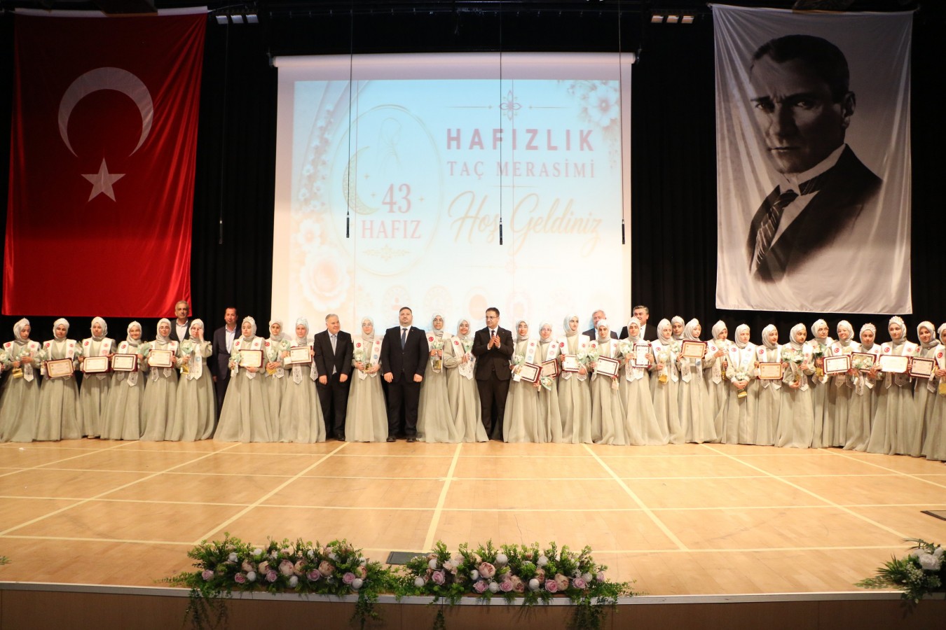 “Kur’an-ı Kerim’i gönüllerine nakşettiler”