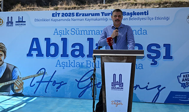 Aşık Sümmani yıllar sonra da unutulmadı: ''Hâlâ yaşıyor, hâlâ bizi bir araya getiriyor'';
