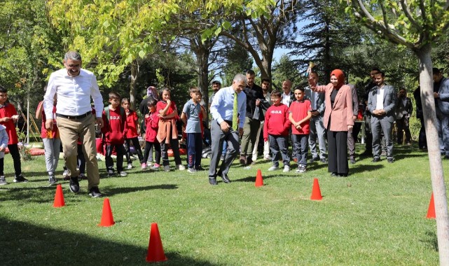 Çocuklar sokak oyunlarıyla buluştu