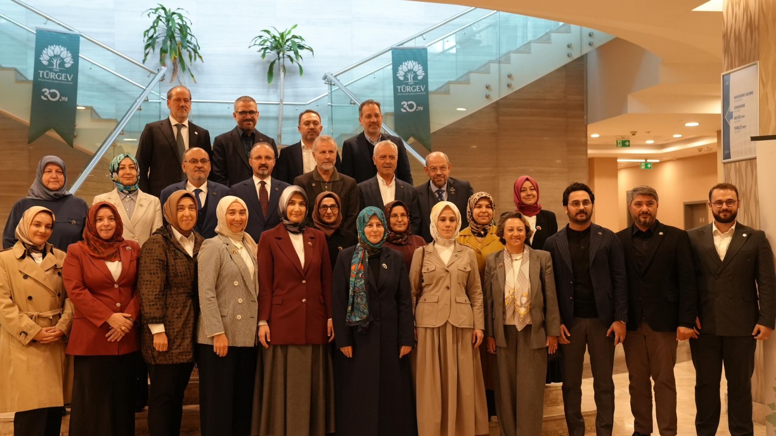 "Genç kızların, geleceğine ışık tutan çalışmaları destekliyoruz";
