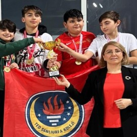 Minik yıldızlara madalya