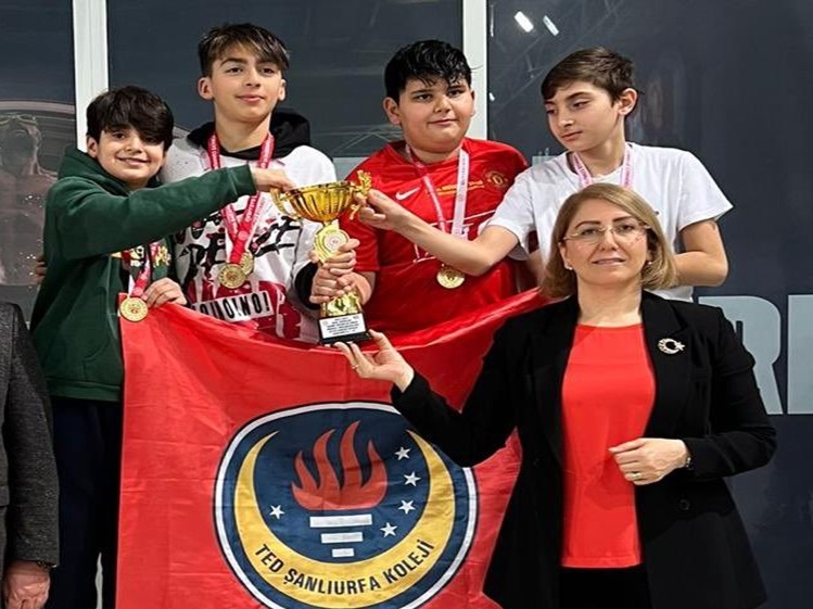 Minik yıldızlara madalya;