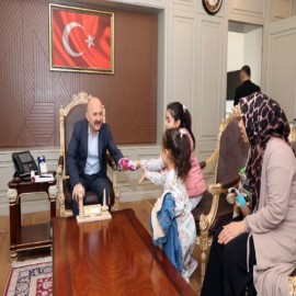 "Devletin sıcak yüzü olmaya devam ediyoruz"
