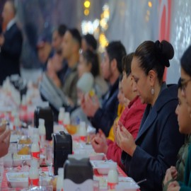 Vali Bilgihan son iftarda vatandaşlarla buluştu