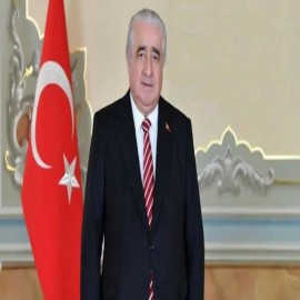 Emekli kaymakama Bakırköy Belediyesi'nde yeni görev