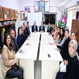 "Bizler öğretmenlerimizin hizmetindeyiz"
