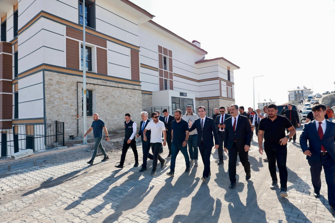 "Projelerin tamamlanmasıyla Ahıskalı Türkü soydaşlarımız modern ve güvenli yuvalarına kavuşacak"