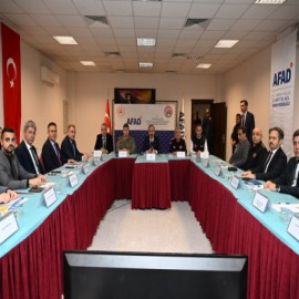 Vali Erin'den, Isparta için 'deprem' uyarısı