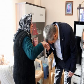 Vali Toros'tan, şehit ailesine vefa