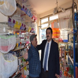 Çay içip, sorunları dinledi
