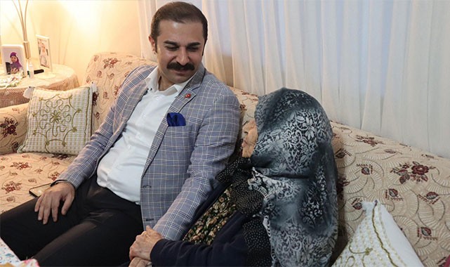 Kaymakam Taşkın, 95 yıllık çınar Münevver teyzeyle iftar açtı