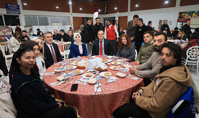 ''Gençlerimiz için var gücümüzle çalışıyoruz''