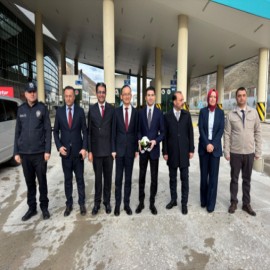 Kapıköy’de diplomasi trafiği!