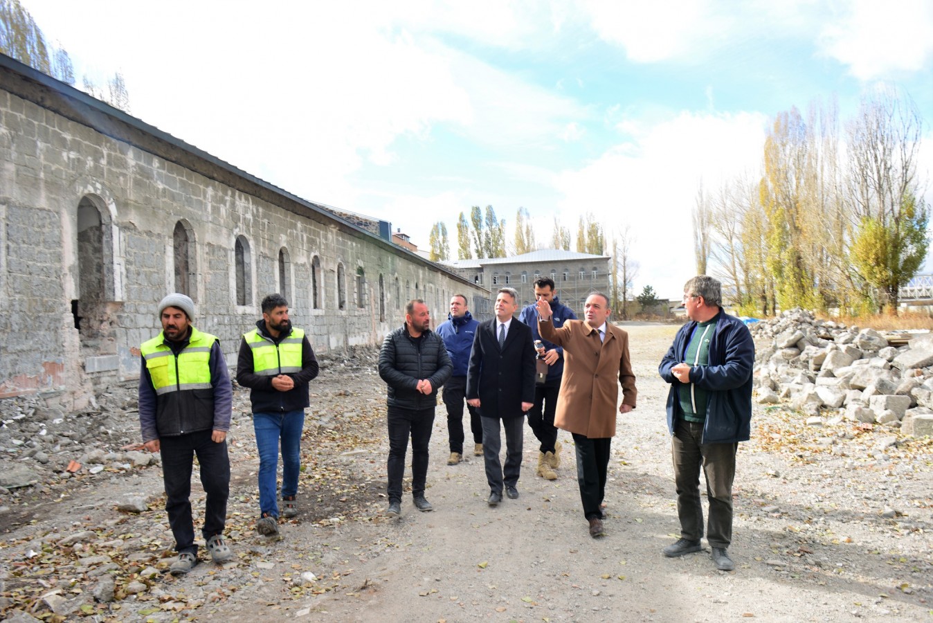 Millet Bahçesi, kale ve Kura nehri ile entegre olacak;