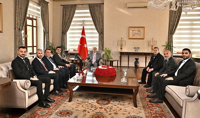 Vali Özkan şehit aileleri ve gazilerle bir araya geldi: Şehitlik ve gazilik ünvanları büyük şereftir
