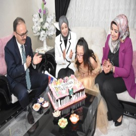 Şehit kızına doğum günü sürprizi